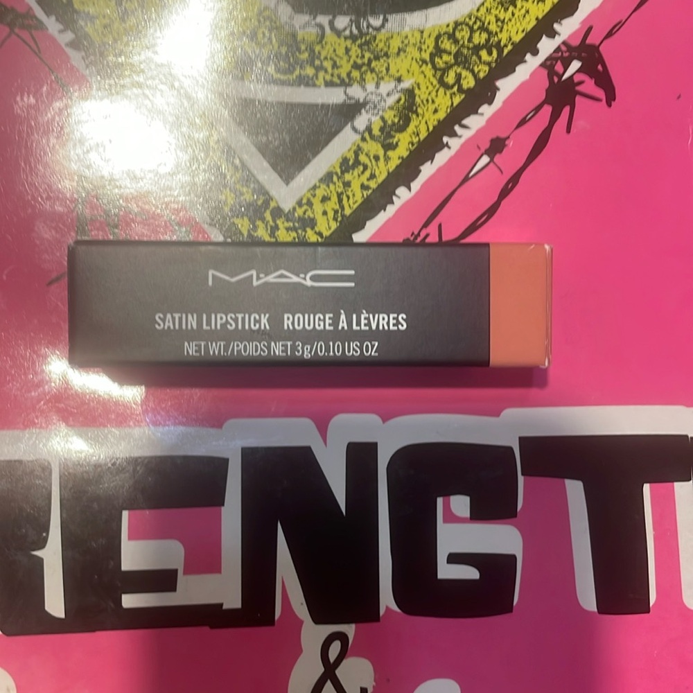 MAC Cosmetics Satin Lipstick | ROUGE À LÈVRES